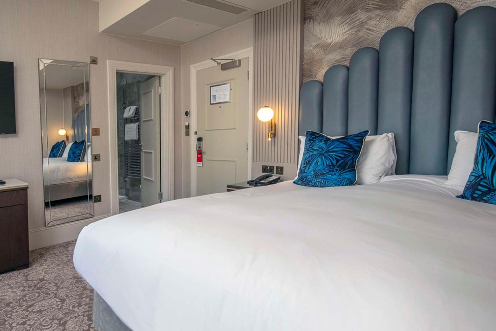 Voco The Clifton Folkestone By Ihg Hotel Bagian luar foto