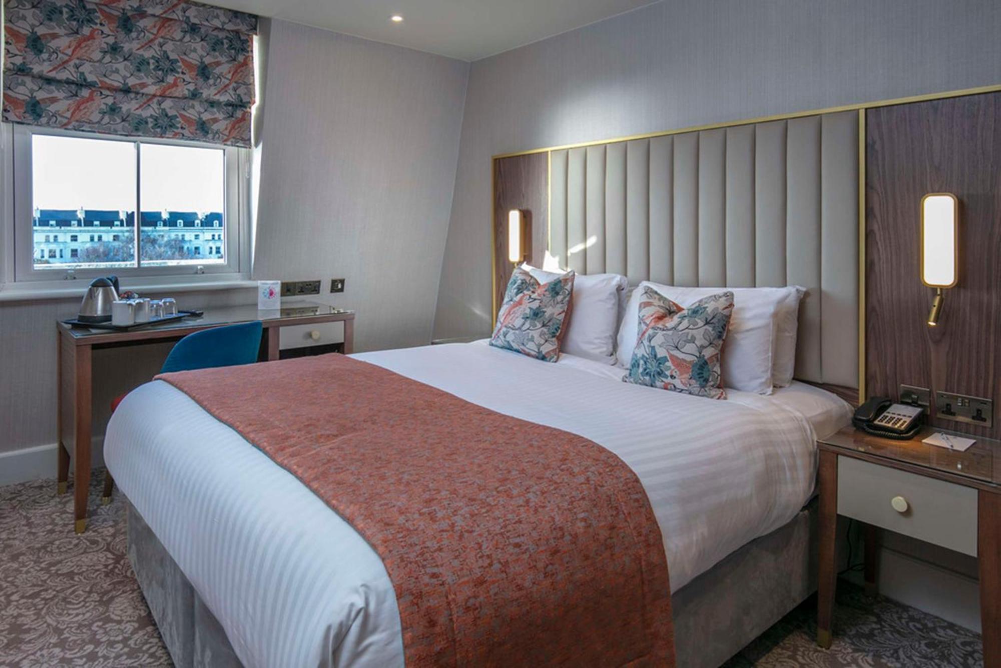 Voco The Clifton Folkestone By Ihg Hotel Bagian luar foto