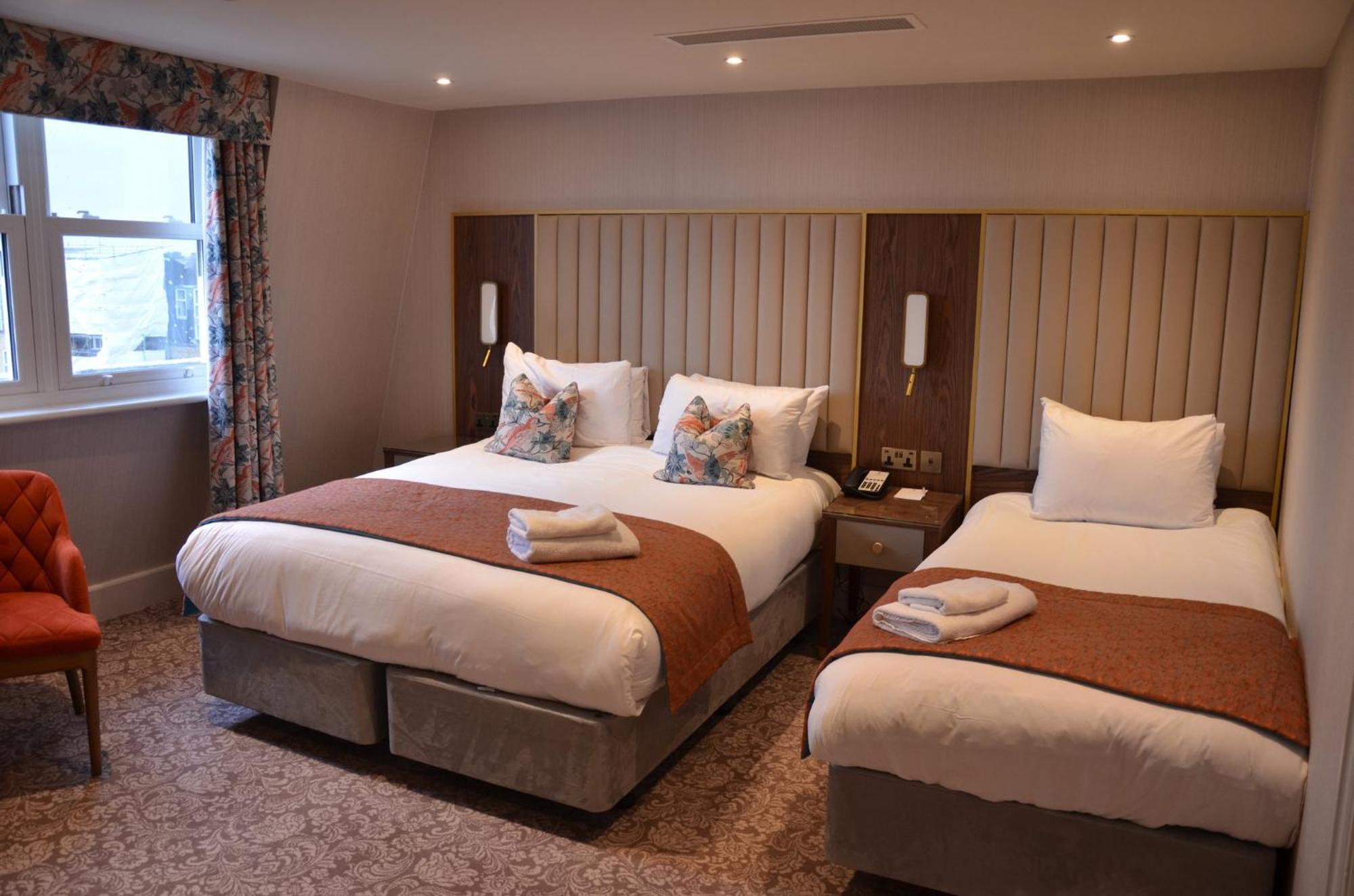 Voco The Clifton Folkestone By Ihg Hotel Bagian luar foto