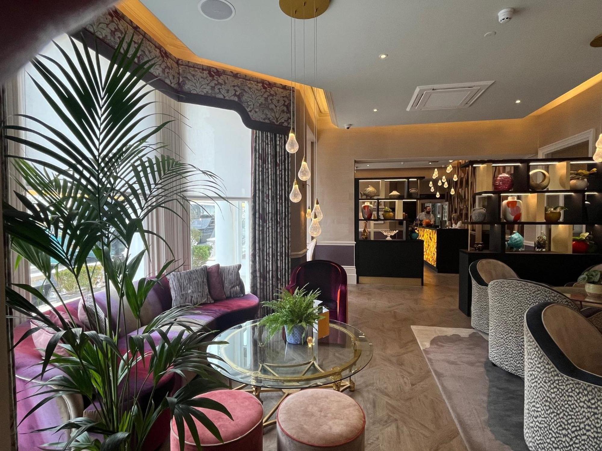 Voco The Clifton Folkestone By Ihg Hotel Bagian luar foto