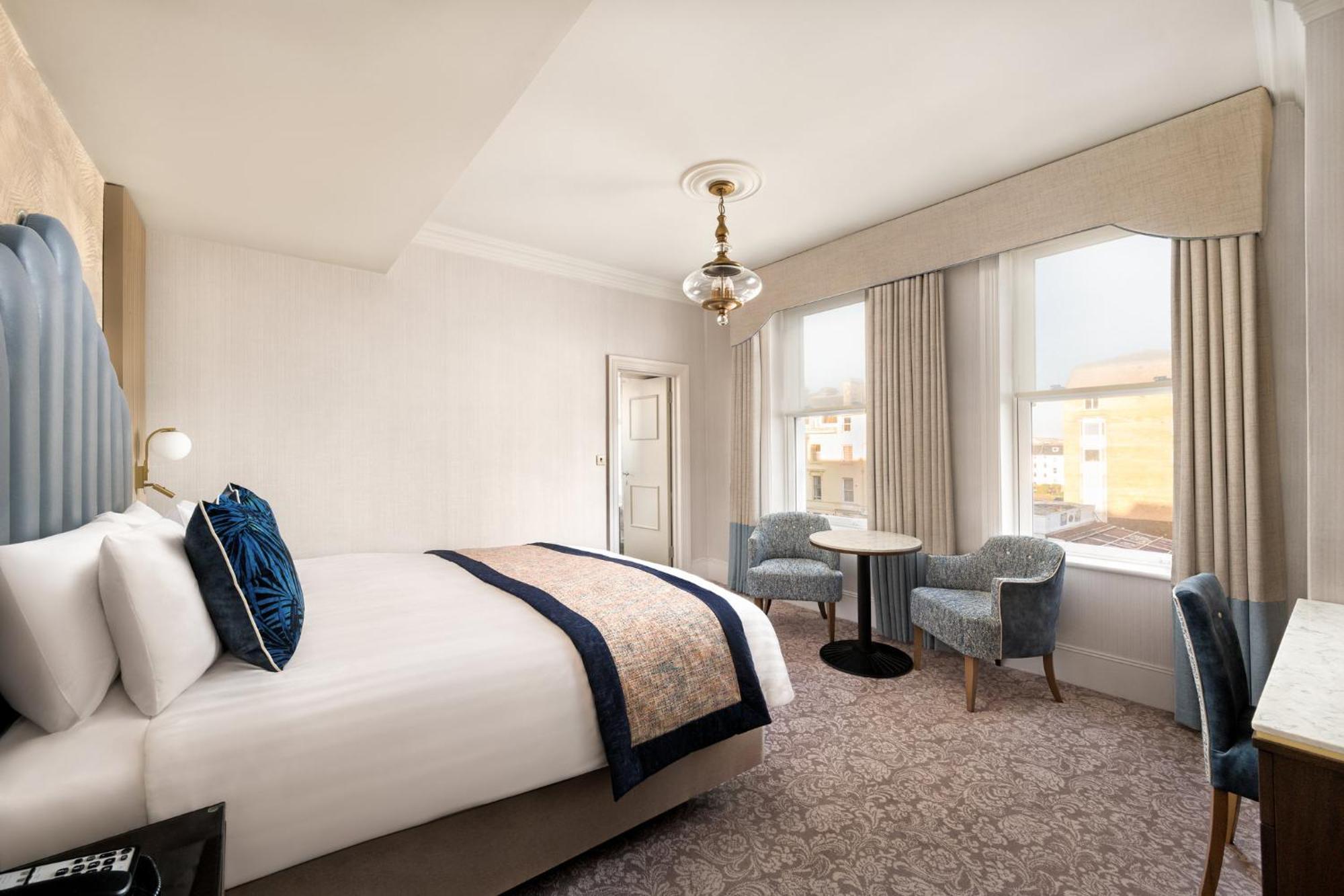 Voco The Clifton Folkestone By Ihg Hotel Bagian luar foto