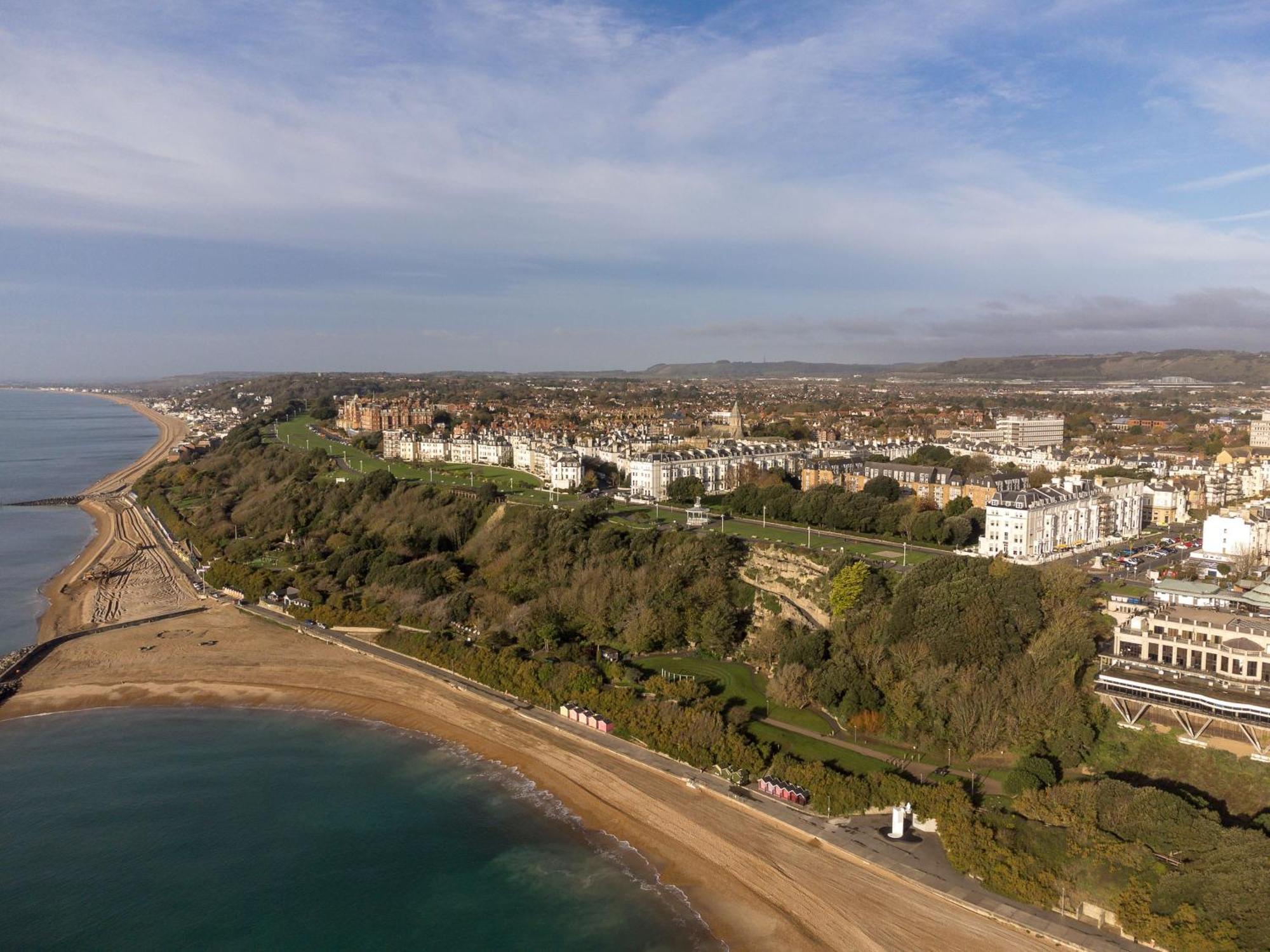Voco The Clifton Folkestone By Ihg Hotel Bagian luar foto