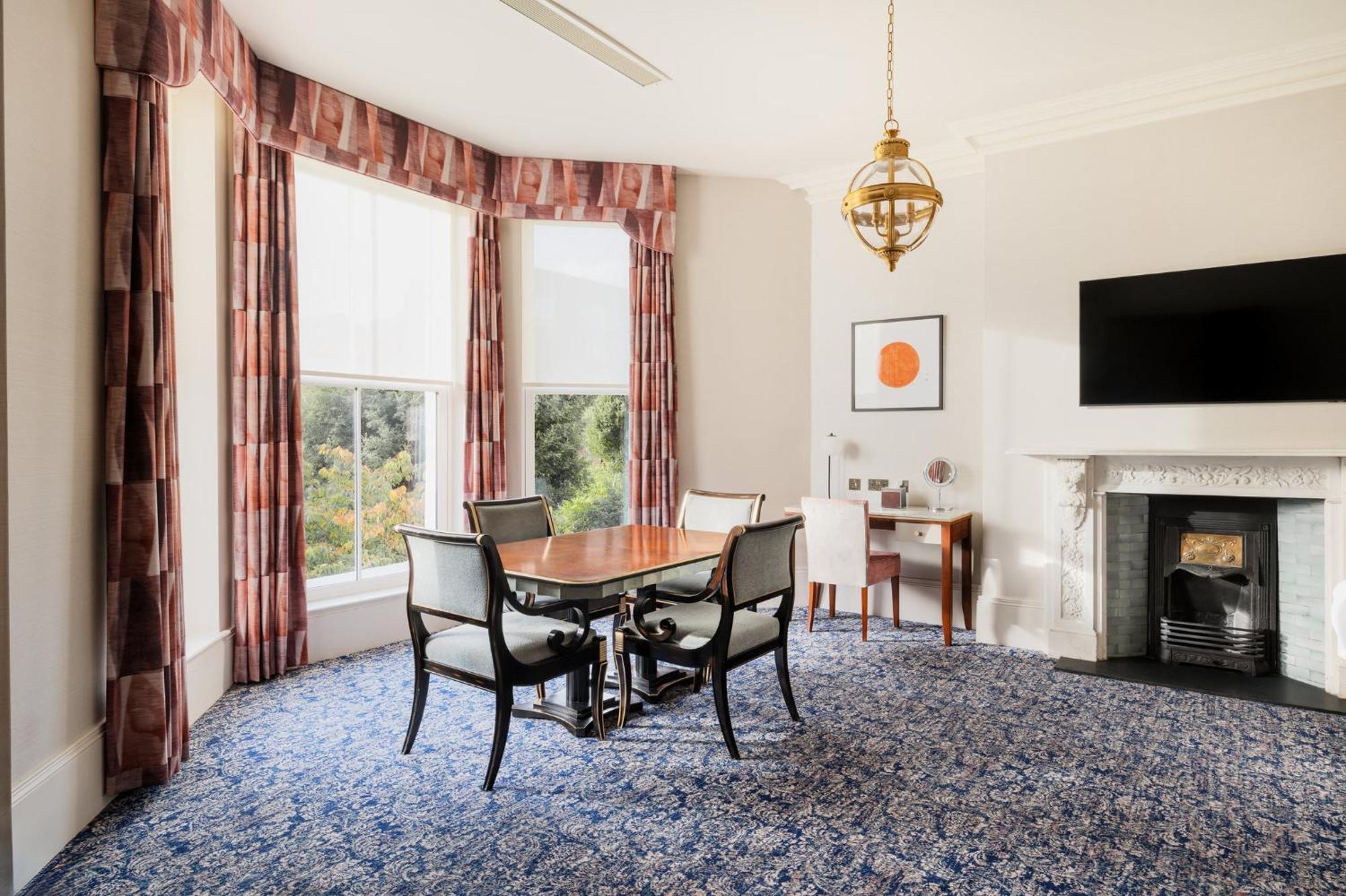 Voco The Clifton Folkestone By Ihg Hotel Bagian luar foto